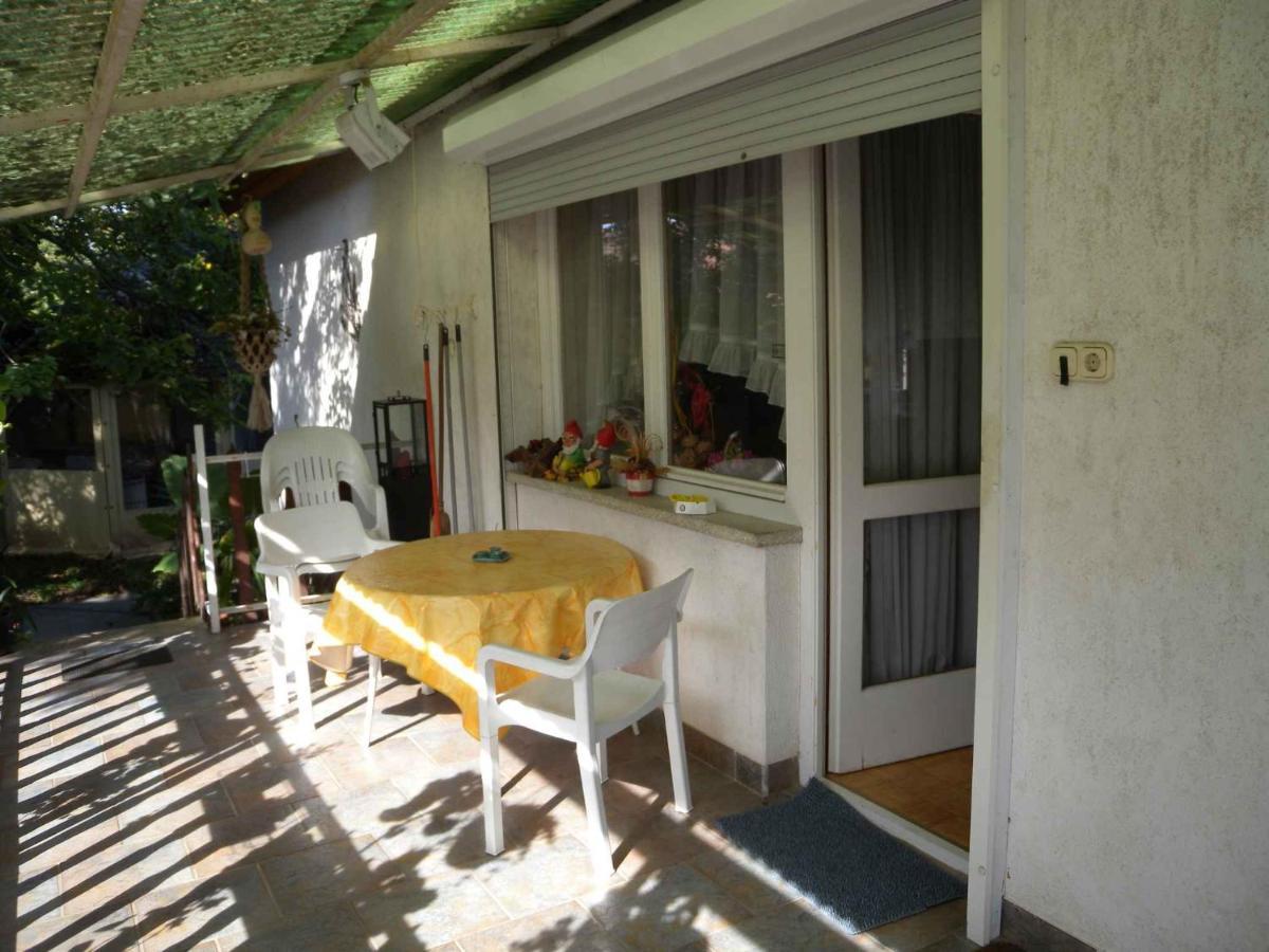 Apartment Balatonbereny 8 Exteriör bild